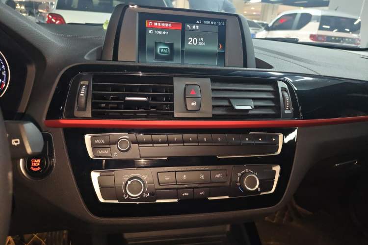 Used BMW 1 Series 2018 118i Sport Design Package
