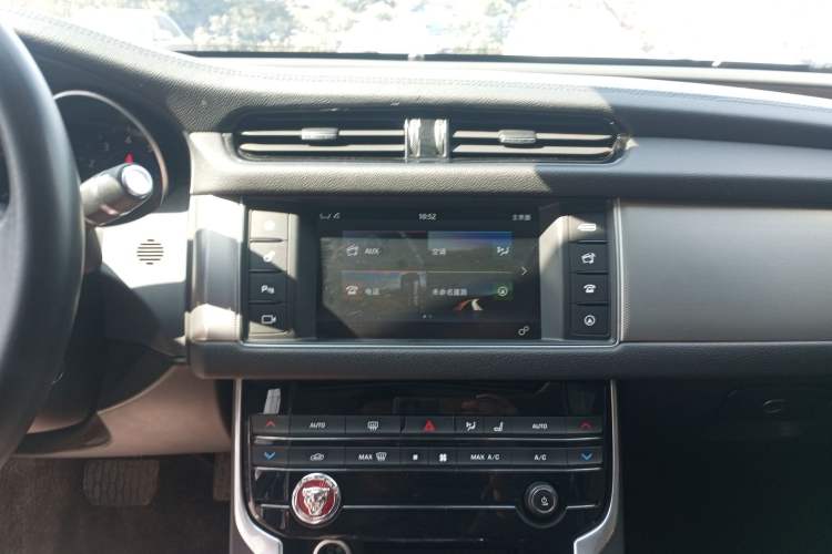 Used Jaguar XFL 2017 XFL 2.0T 240PS Luxury Edition
