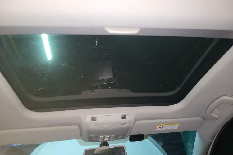 Used Volkswagen Golf 2016 230TSI Automatic Luxury Version
