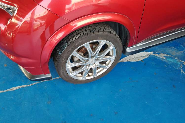 Used Infiniti ESQ 2014 1.6L Spontaneous Edition
