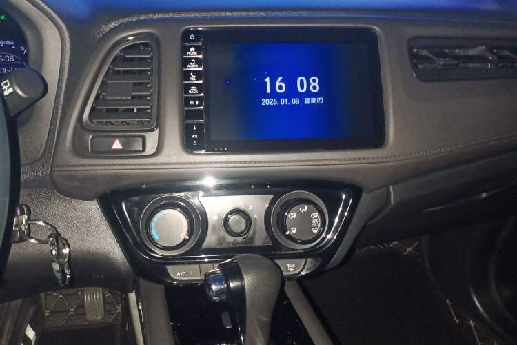 Used Honda Vezel 2020 1.5L CVT Pioneer Edition
