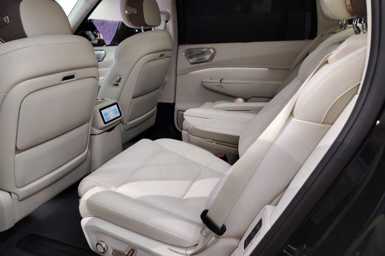 Used Lynk & Co 900 2025 1.5T Ultra