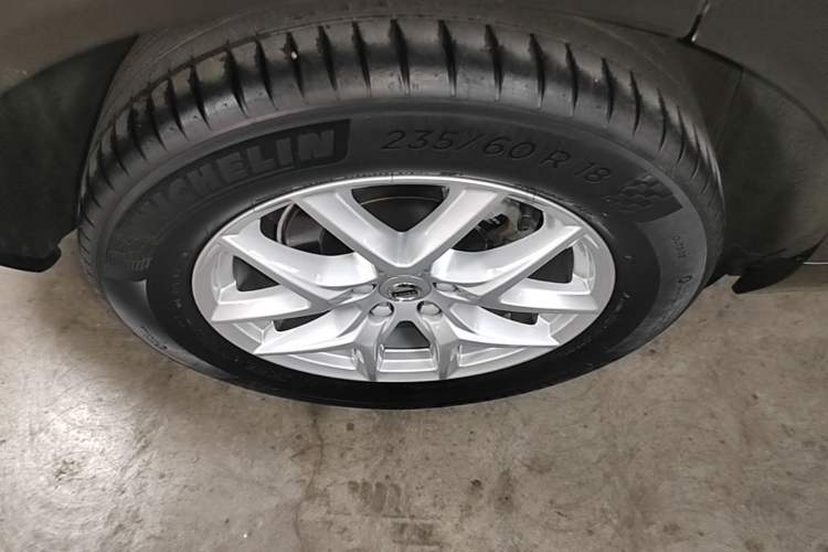 Used Volvo XC60 2019 T5 4x4 Smart Edition China VI Standard