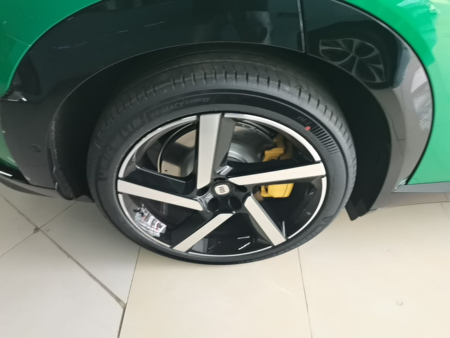 Xiaomi Auto YU7 2025 Ultra-Long Range High-Performance All-Wheel-Drive Max Edition — снимка 8