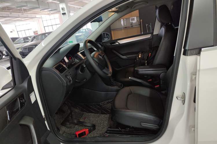 Used Skoda Rapid Spaceback 2016 Revised 1.6L Automatic Chuanxing Version