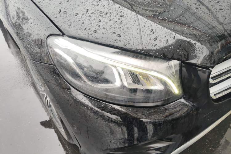 Used Mercedes-Benz GLC 2019 GLC 260 L 4MATIC Dynamic Model