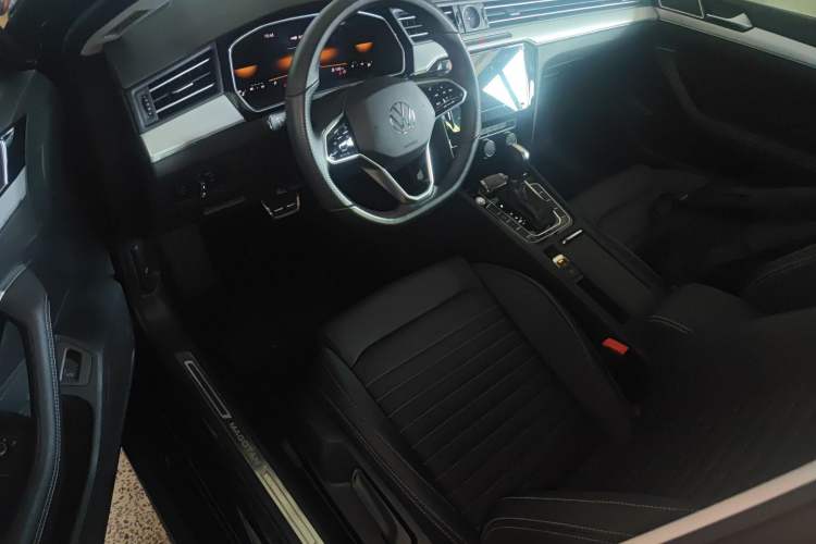 Used Volkswagen Magotan 2023 2 Million Units Limited-Edition 280TSI DSG Comfort Version Left Front Seat