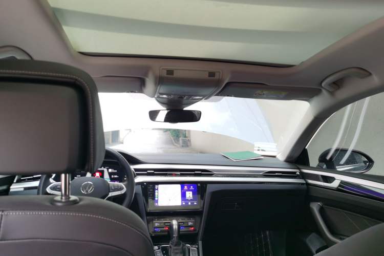 Used Volkswagen FAW-Volkswagen CC 2023 Hunting Vehicle 380TSI Hunter's Heart Edition Headliner