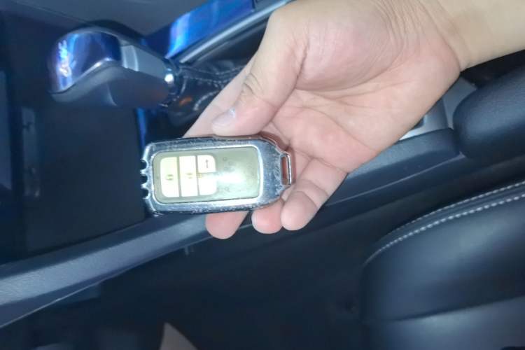 Used Honda Civic 2016 220TURBO CVT Luxury Edition
