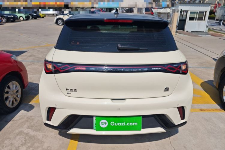 Used BYD Dolphin 2023 420 km Fashion Edition