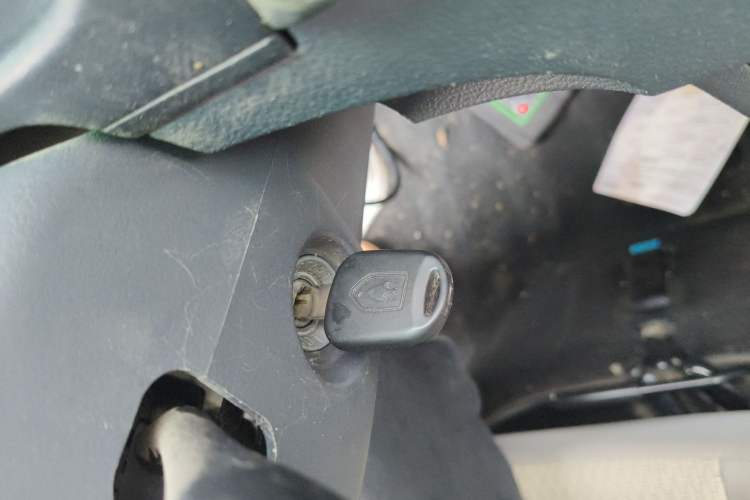 Used Jinbei Hiace X30 2023 1.5L Super-Enjoyment Van 2/5 Seats Non-Air-Conditioned Version SWC15M