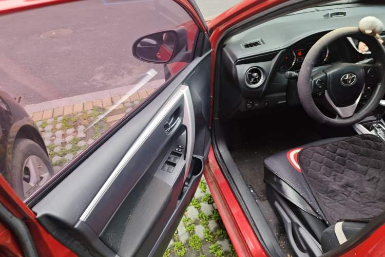 Used Toyota Corolla 2017 Revised Version 1.2T S-CVT GL-i
