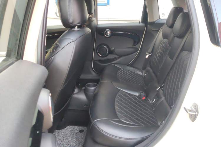 Used MINI MINI 2019 1.5T ONE PLUS Five-Door Edition
