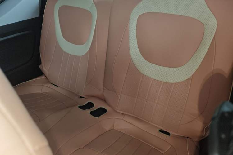 Used Wuling Hongguang MINIEV 2024 3rd Generation 215km Youth Edition Left Rear Seat