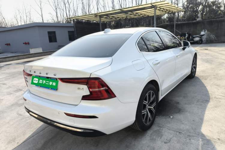 Used Volvo S60 2025 B4 Zhiyi Luxury Edition