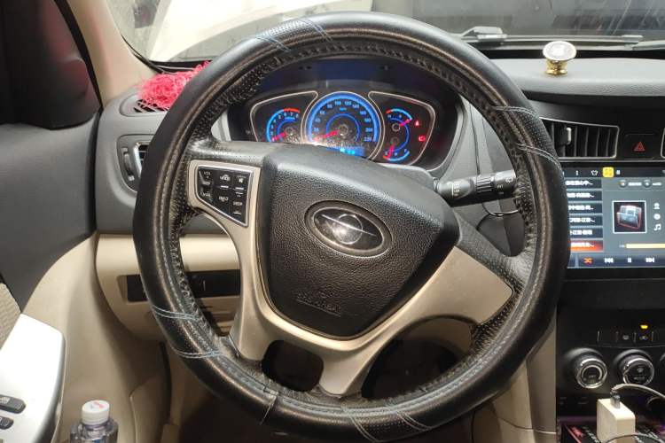 Used Haima S7 2013 2.0L Manual ZhiShang Version
