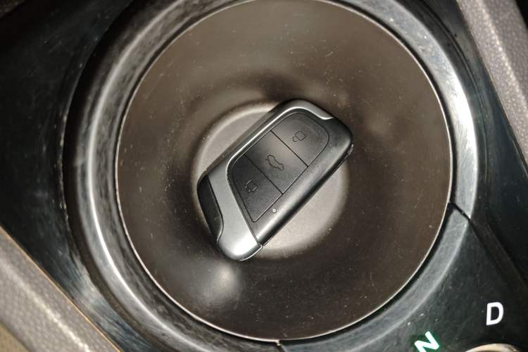 Used Chery Little Ant 2022 Updated Version Sweet Pink Edition Full Sugar Version Lithium Iron Phosphate 30.7 kWh 30 kW 301 km Interior 1