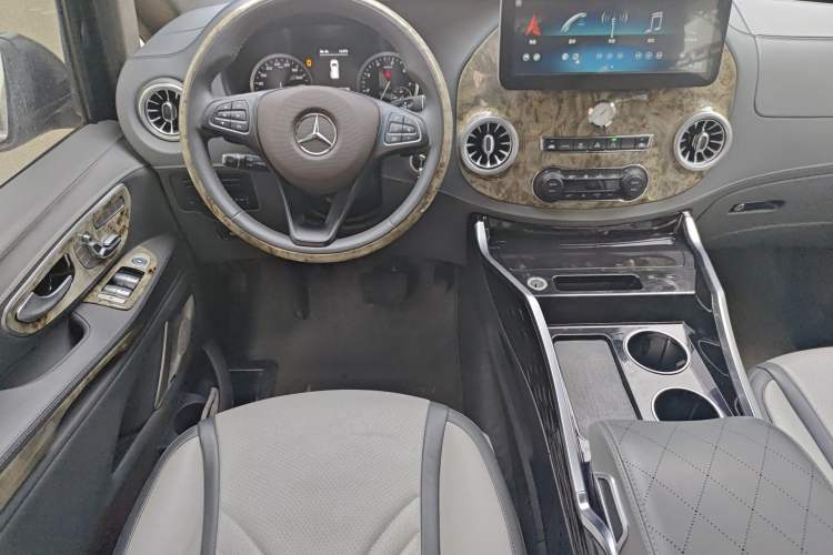 Used Mercedes-Benz Vito 