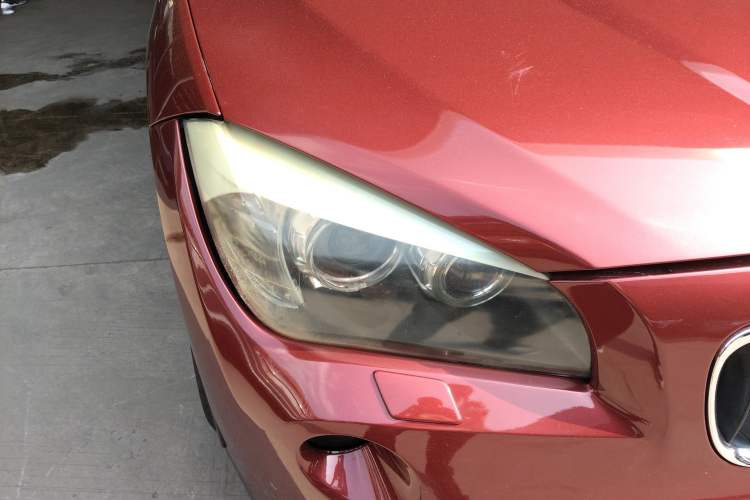 Used BMW X1 2010 sDrive18i Luxury Model Right Front Headlight