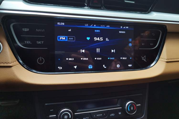 Used Geely Auto Vision S1 2018 1.4T CVT Fengchi Model
