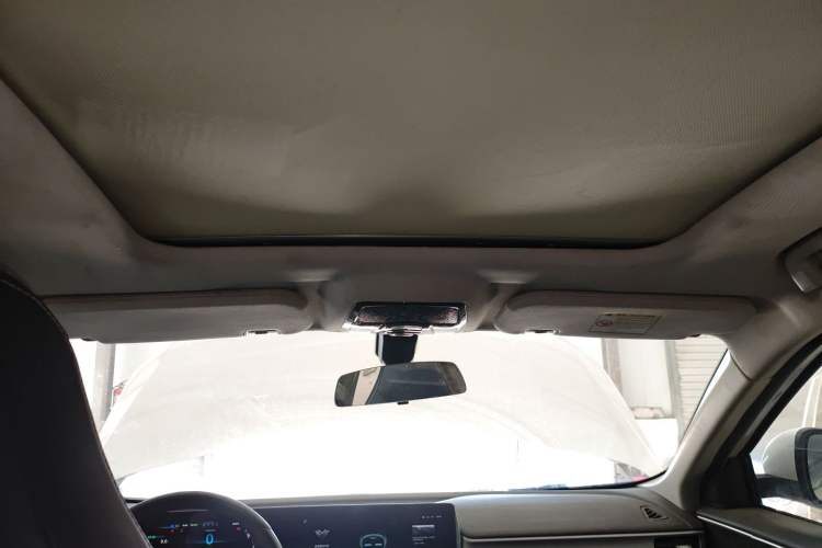 Used NETA U 2020 400 U-Create Headliner
