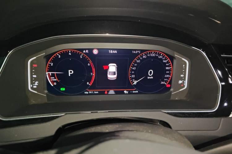 Used Volkswagen Magotan 2020 380TSI DSG Luxury Version Instrument Cluster