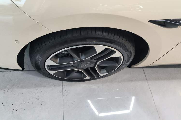 Used AION RT 2025 650 LiDAR Edition