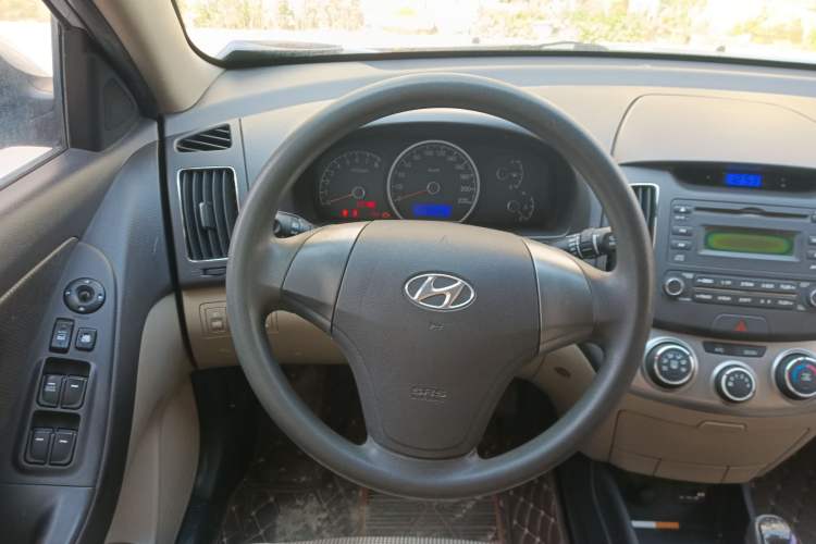 Used Hyundai Celesta 2011 1.6L Manual Comfort Edition
