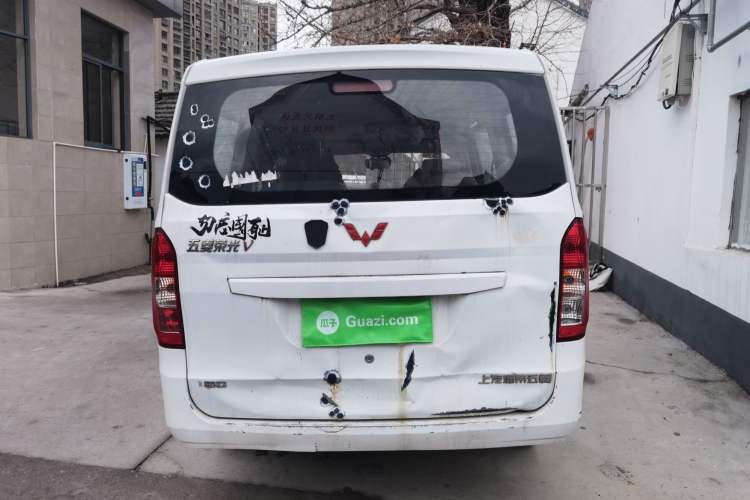 Used Wuling Rongguang V 2016 1.5L Standard Version