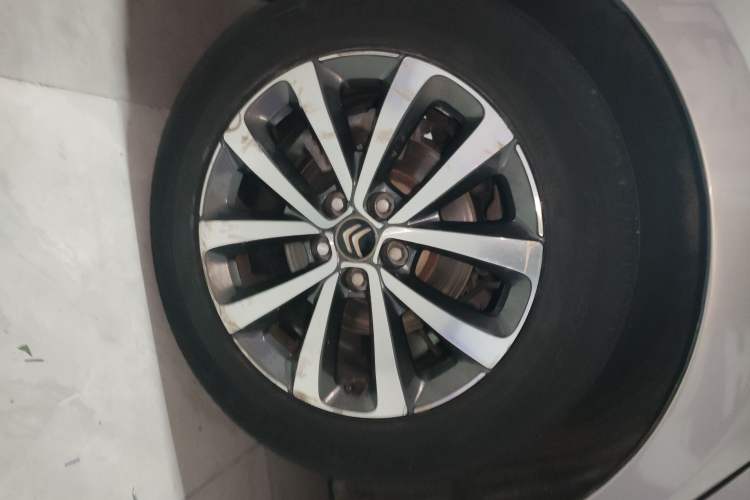 Used Citroen C6 2017 Revised Version 380THP Luxury Edition Exterior 5