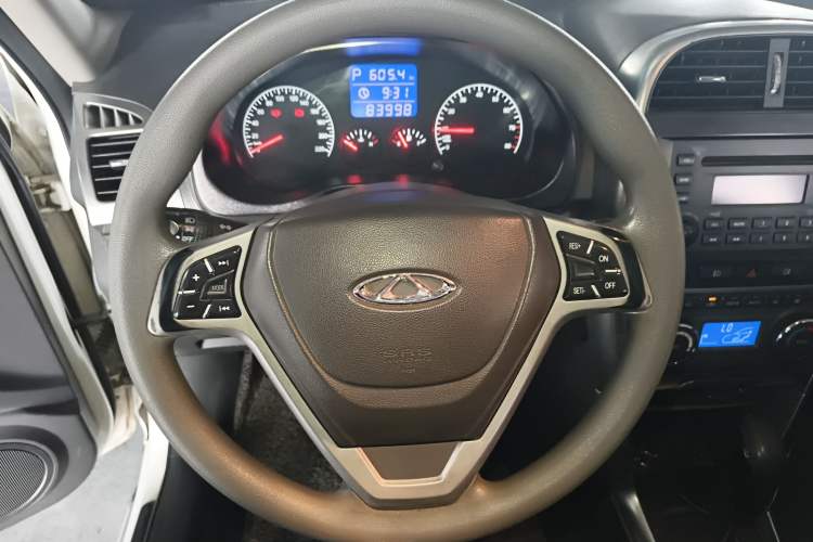 Used Chery Tiggo 3 2015 1.6L CVT ZhiShang Sport Edition
