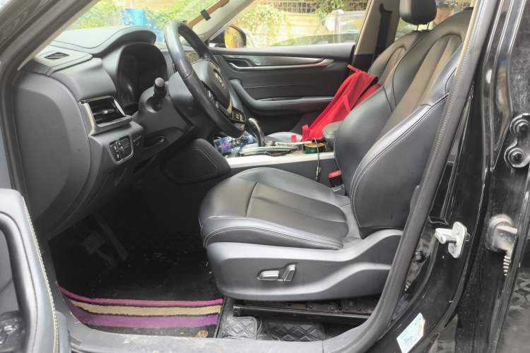 Used Brilliance V7 2018 280T DCT Luxury Model 5 Seats
