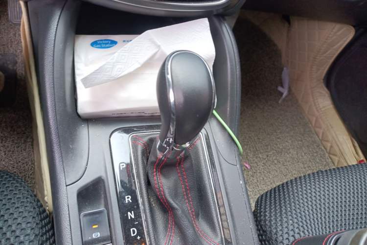 Used CHANGAN CS75 2014 1.8T Automatic Elite Model China IV Standard
