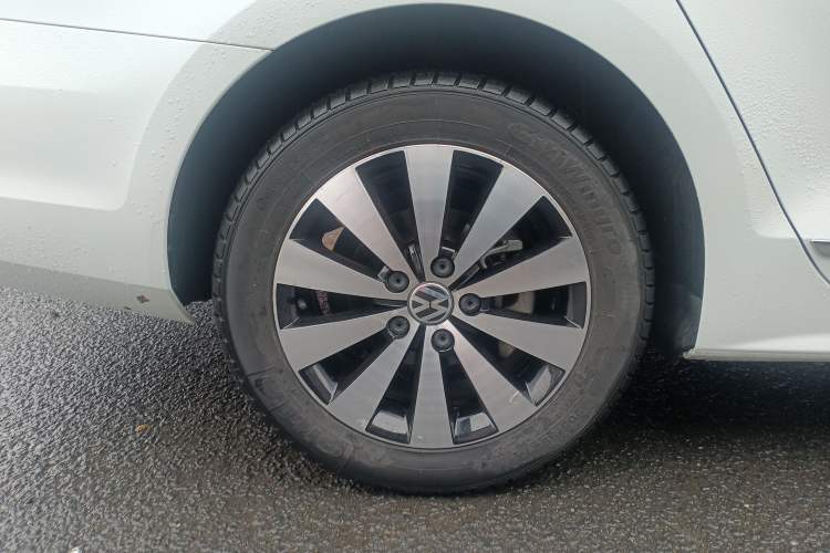 Used Volkswagen Sagitar 2017 230TSI Automatic Comfort Version