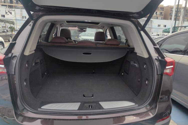 Used Buick Envision 2020 20T Two-Wheel Drive Luxury Model
