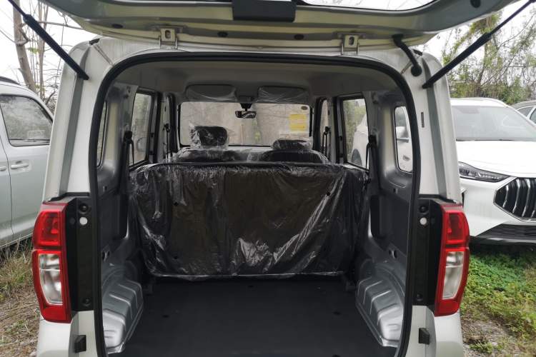 Used Wuling Zhiguang New Energy 2025 Comfort Model