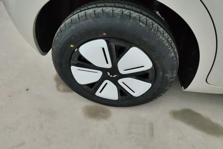 Used Wuling Hongguang MINIEV 2025 Four-Door Version Advanced Edition
