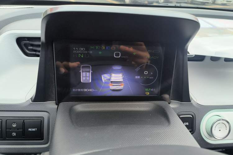 Used Wuling Hongguang MINIEV 2021 Macaron Fashion Model Lithium Iron Phosphate