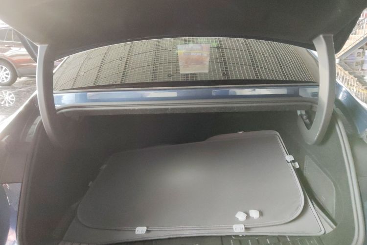 Used Geely Galaxy Galaxy 8 2025 130km EM-P Starship Edition
