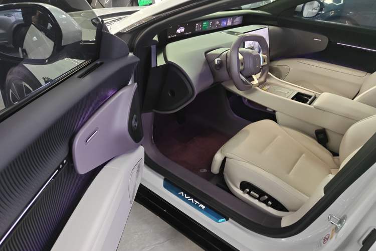 Used Avatr 12 2025 Max All-Electric Version Driver Seat