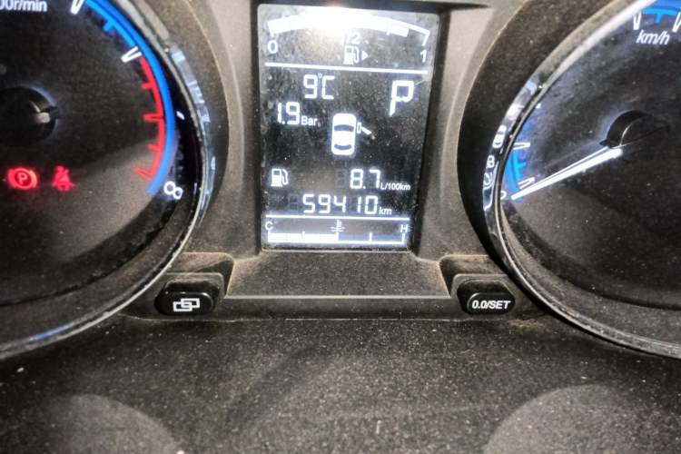 Used FORTHING SX6 2016 1.6L CVT Deluxe Model