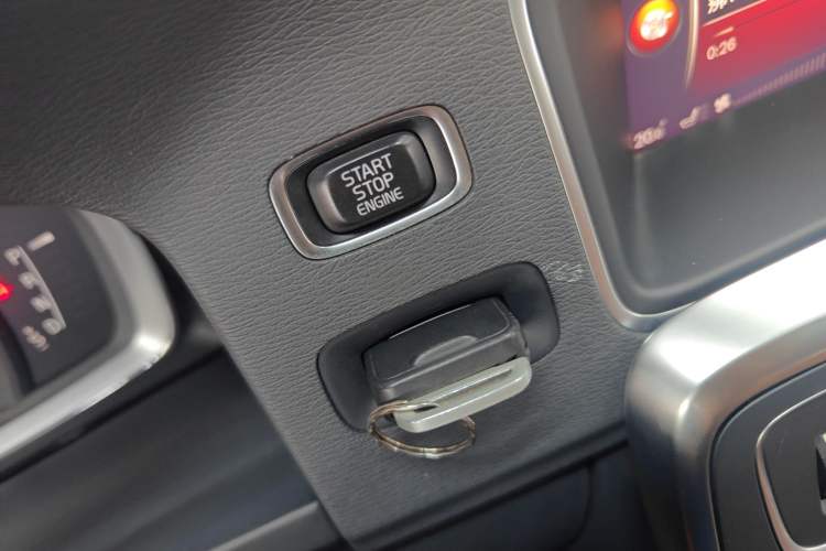 Used Volvo S60 2018 S60L T4 Zhiyuan Edition Interior 1