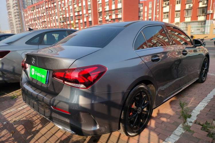 Used Mercedes-Benz A-Class 2020 Restyled A 200 L Sport Sedan Fashion Version
