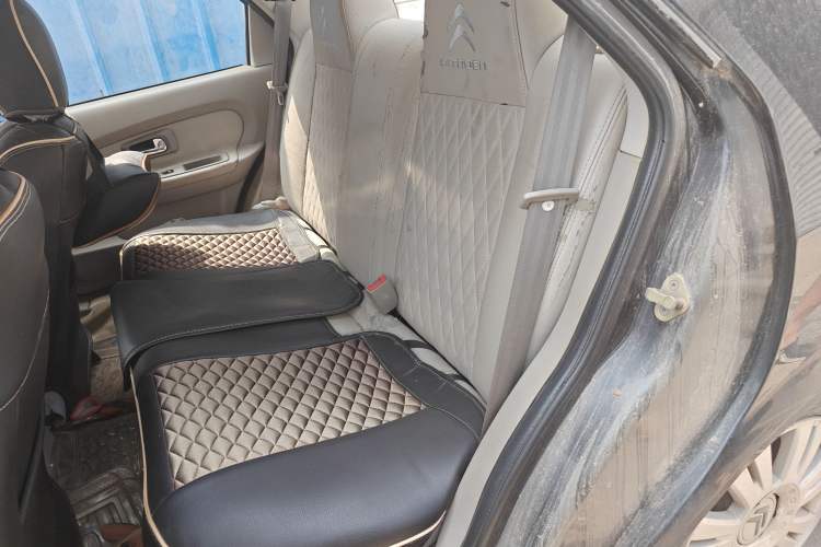 Used Citroen Elysee 2012 Sedan 1.6L Manual Tech Model CNG
