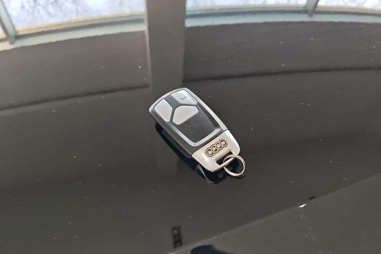 Used Audi Q7 2016 40 TFSI S line Sport Edition Vehicle Key