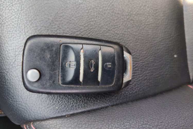 Used CHANGAN CS35 2016 1.6L Manual Luxury Model China V Standard
