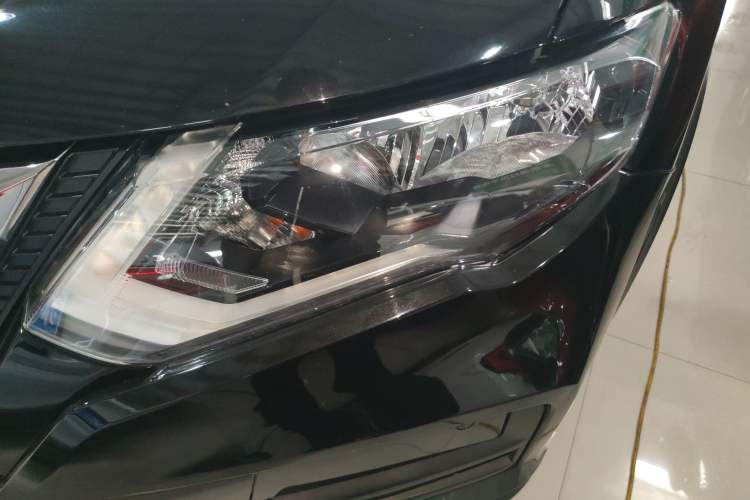 Used Nissan X-Trail 2019 2.5L CVT Smart Connect Luxury Edition 4WD