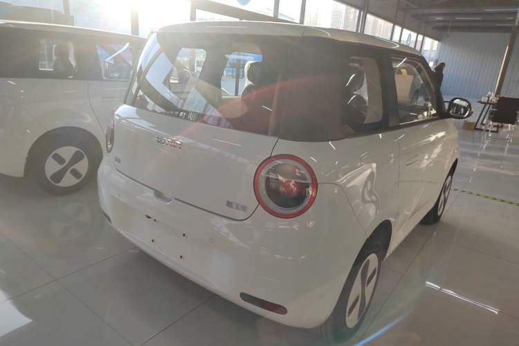 Used CHANGAN NEVO Lumin 2026 Model Treasure Edition 205km Passionate Beige Ningde Rear Right 45 Deg