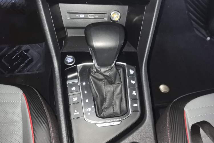 Used Volkswagen Tiguan L New Energy 2022 430 PHEV Plug-in Hybrid Flagship Edition
