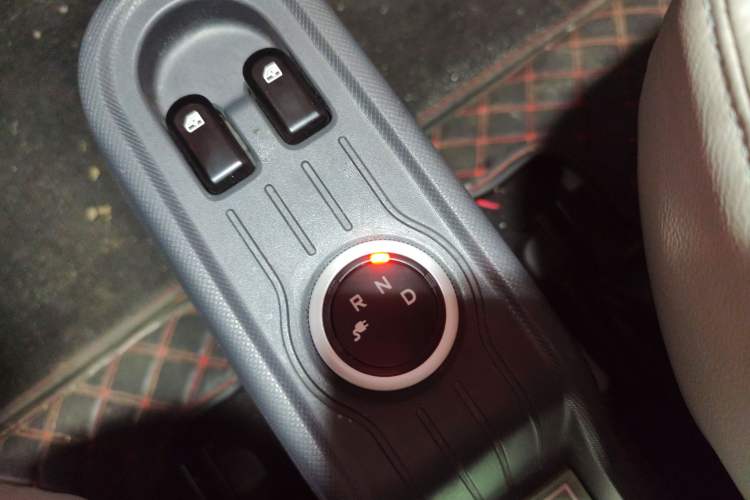 Used Wuling Hongguang MINIEV 2022 Macaron Premium Model – Lithium Iron Phosphate